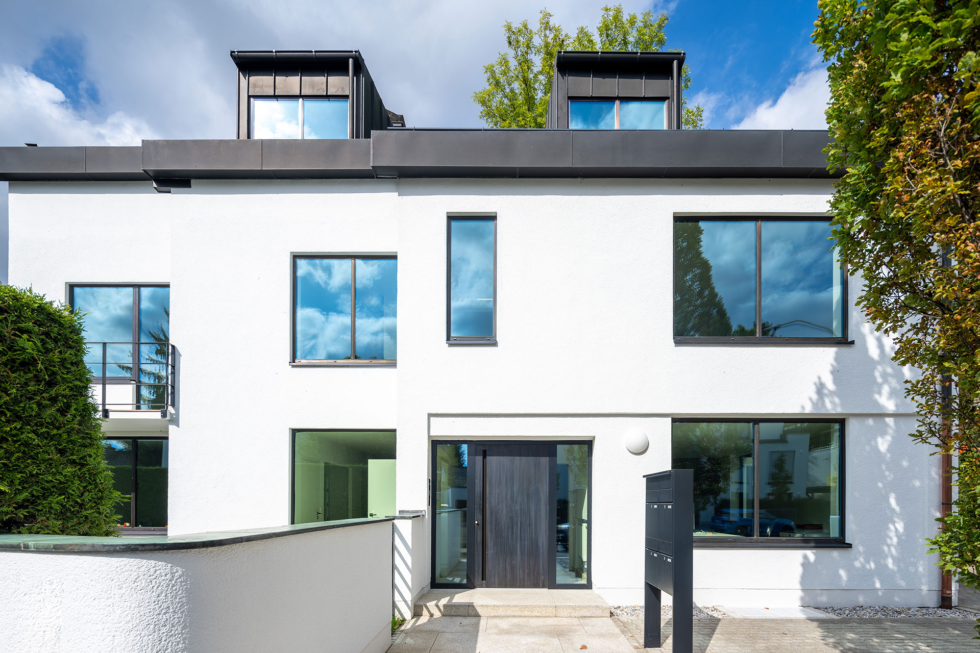 Fenster und Haustür Fenster und Haustür von Keck Metallbau aus Erding